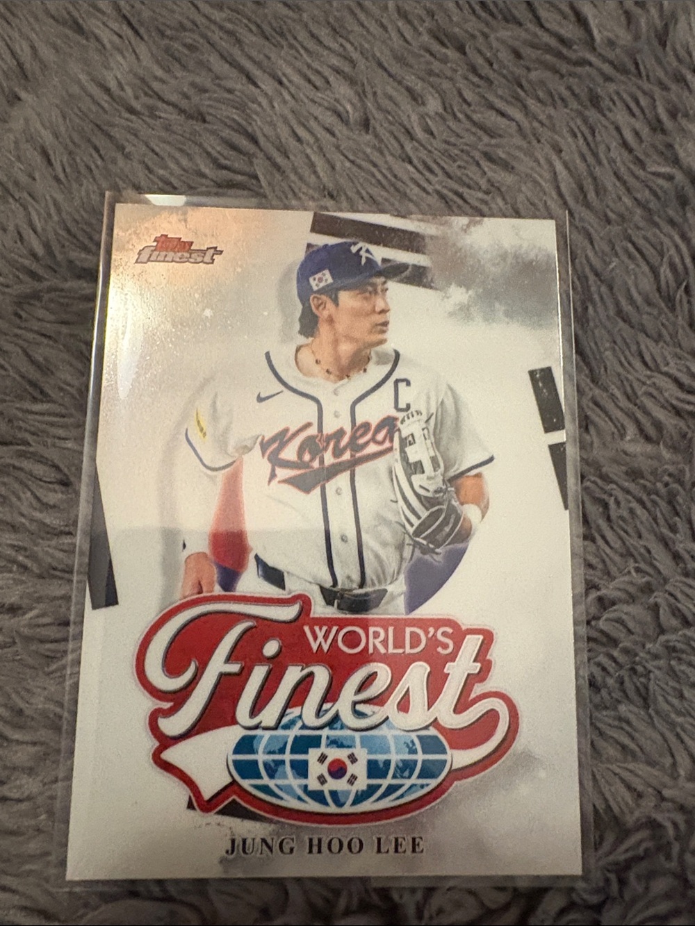 TJung Hoo Lee Korea Topps Finest Worlds Finest Baseball Card
